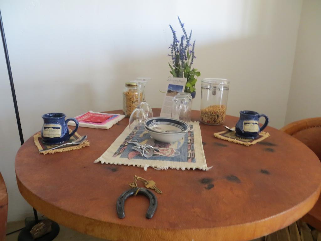 Rancho Milagro Bed & Breakfast Elgin 객실 사진